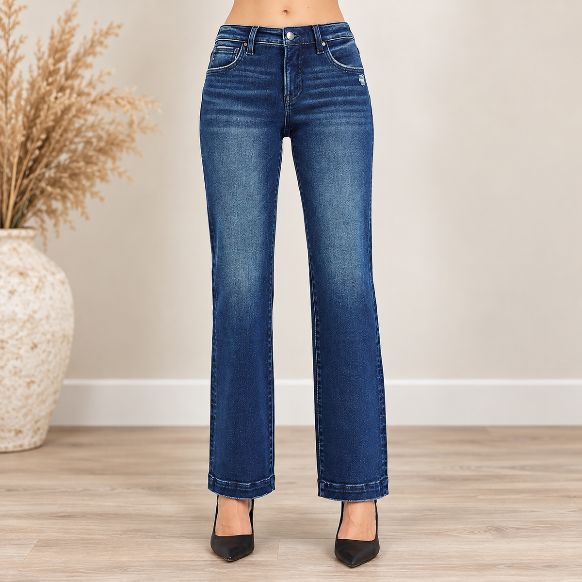 TC Mid Rise Straight Jeans Stretchy